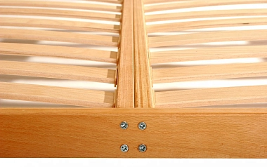 Основание с врезными ламелями